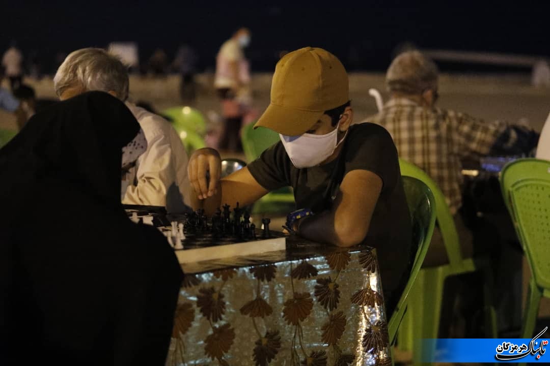 برگزاری مسابقات شطرنج به مناسبت گرامیداشت روز جهانی عصای سفید در بندرعباس