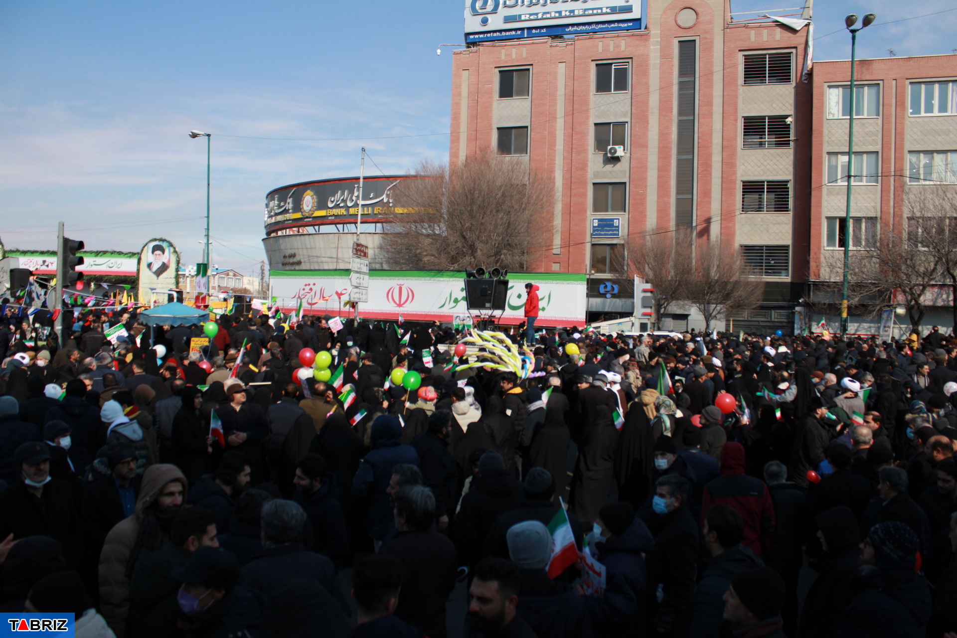 عکس/ حضور مردم تبریز در راهپیمایی ۲۲ بهمن