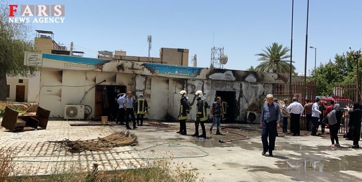 بازارچه معبد هندوها سوخت و با آن تمام زندگی ۳۵ زن سرپرست خانوار دود شد! بازارچه معبد هندوها سوخت و با آن تمام زندگی ۳۵ زن سرپرست خانوار دود شد!